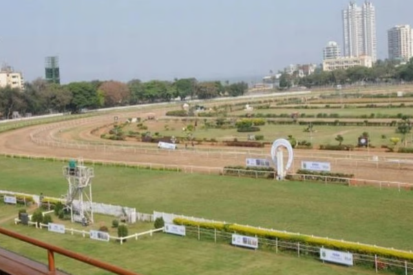 BJP Leader Demands Referendum on Mahalaxmi Racecourse Redevelopment
